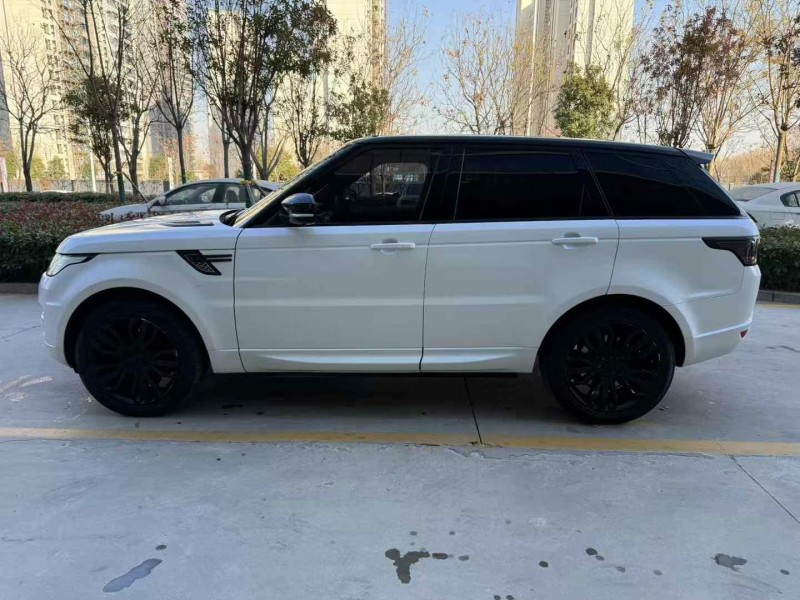 济宁14年路虎揽胜运动5