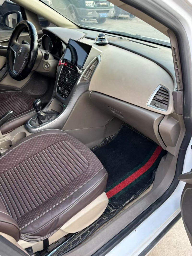 宿迁14年别克英朗4