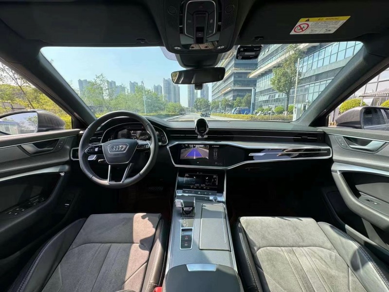 东莞21年奥迪A6L4