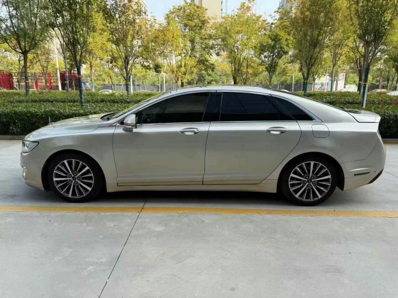潍坊17年林肯MKZ5