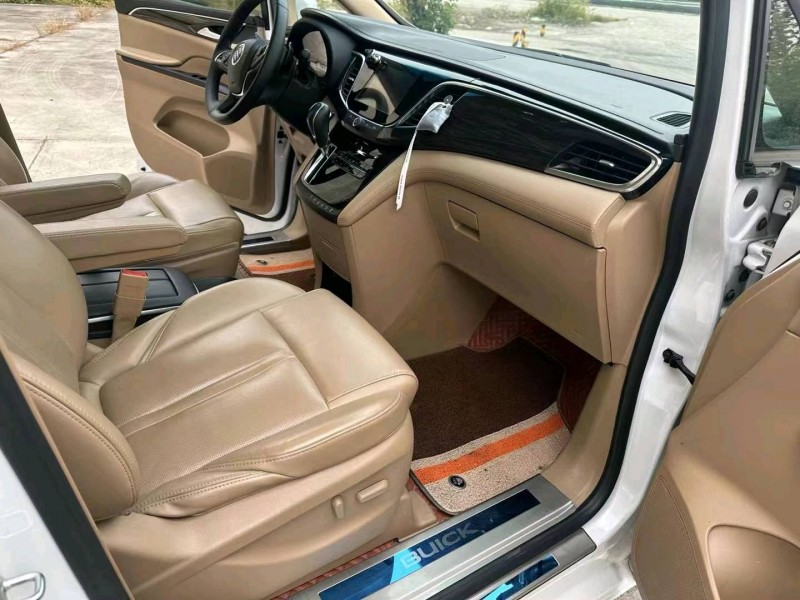 徐州19年别克GL84