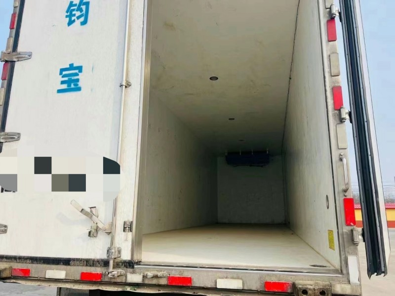 济宁24年解放箱货J64