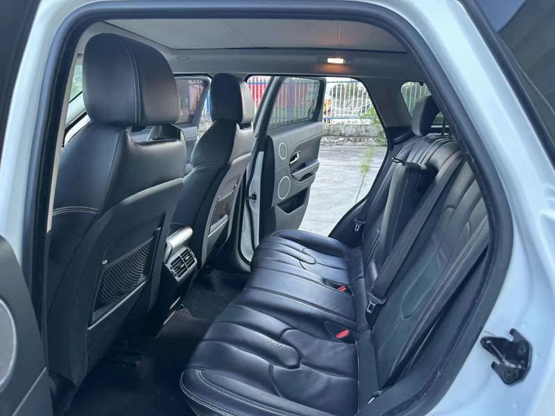 徐州13年路虎极光7