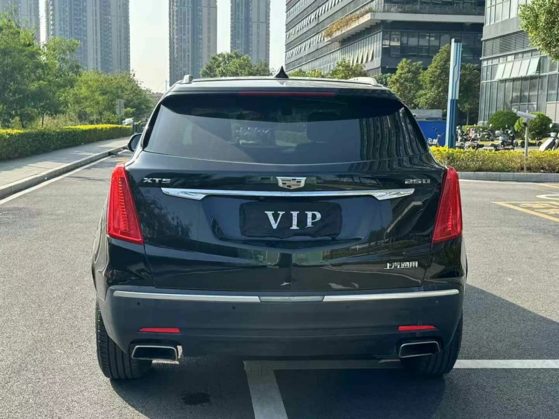 东莞18年凯迪拉克XT59