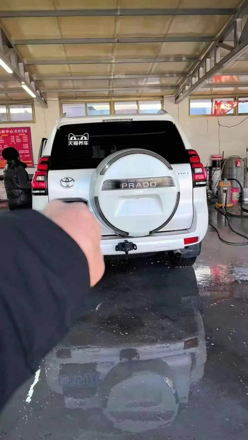 保定13年丰田普拉多2