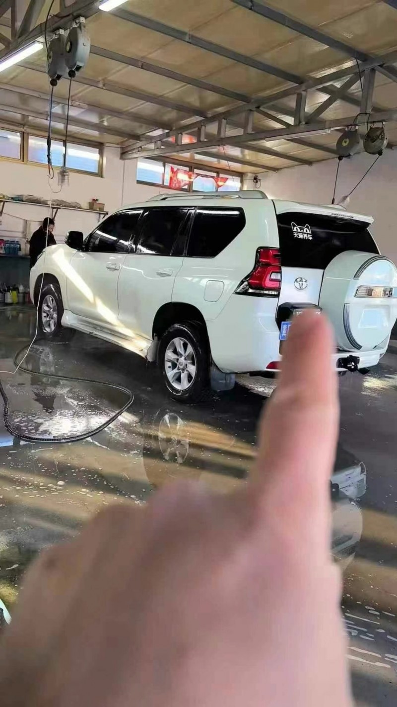 保定13年丰田普拉多3