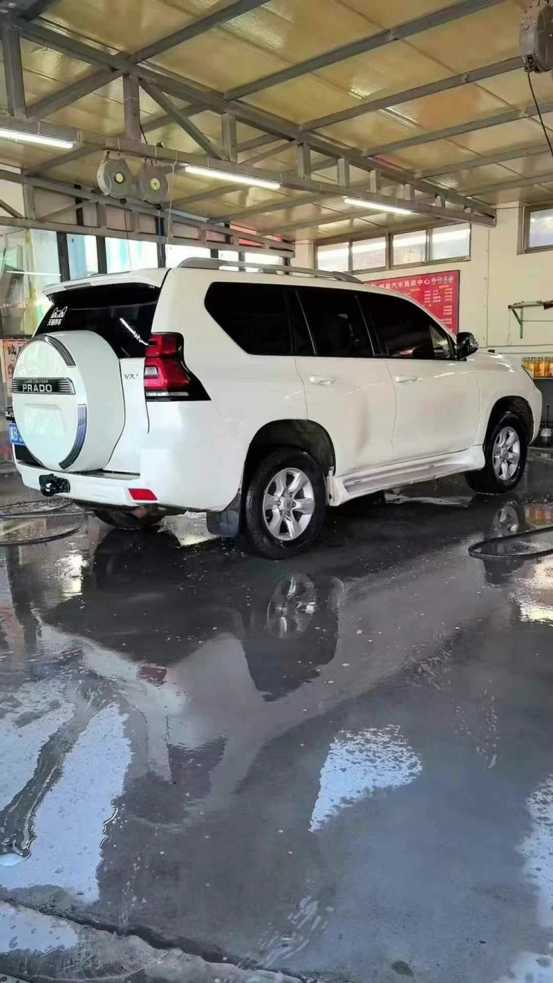 保定13年丰田普拉多8