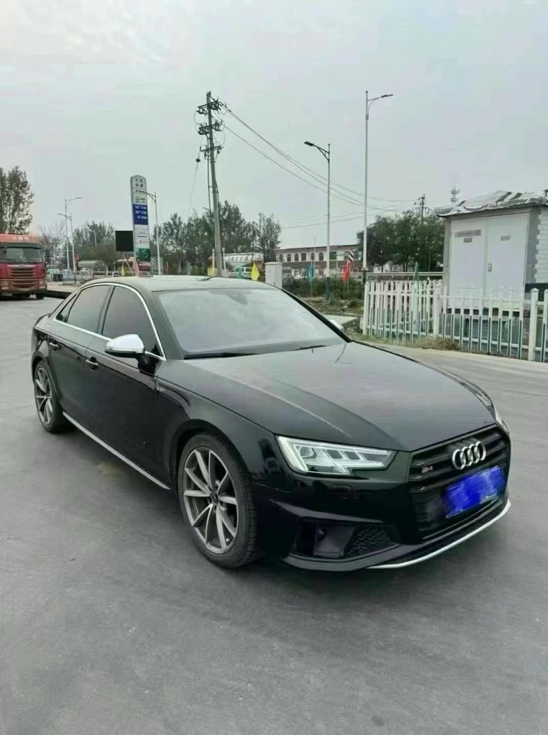 济宁20年奥迪S42