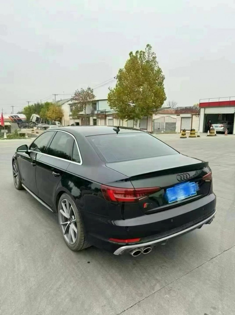 济宁20年奥迪S47