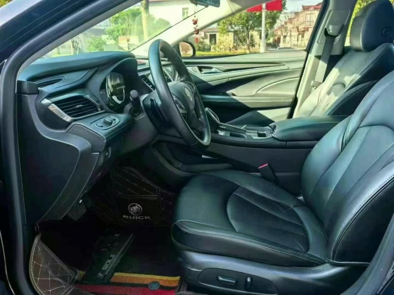 徐州21年别克君越5