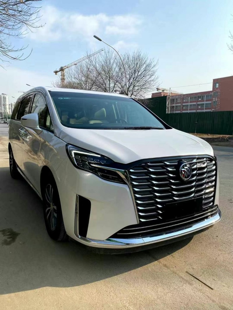 徐州23年别克GL82