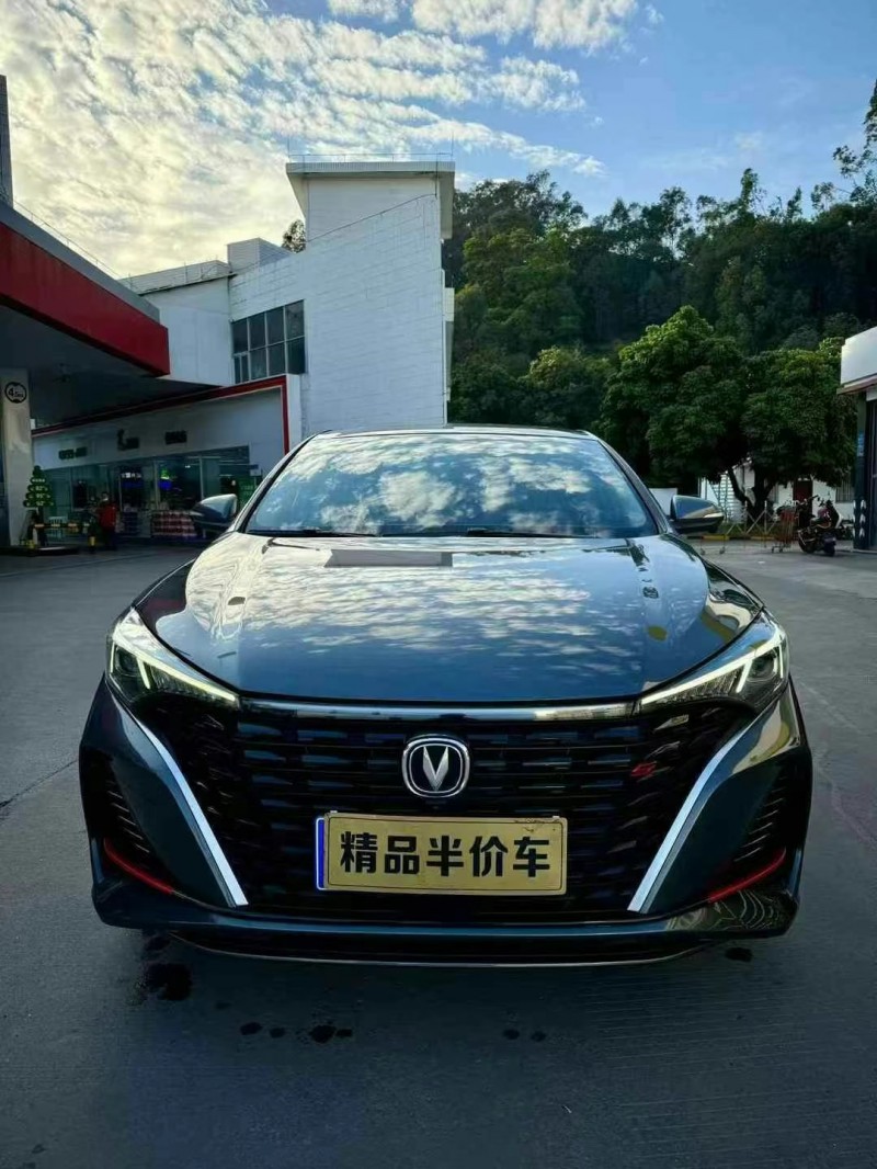 东莞22年长安汽车逸动1