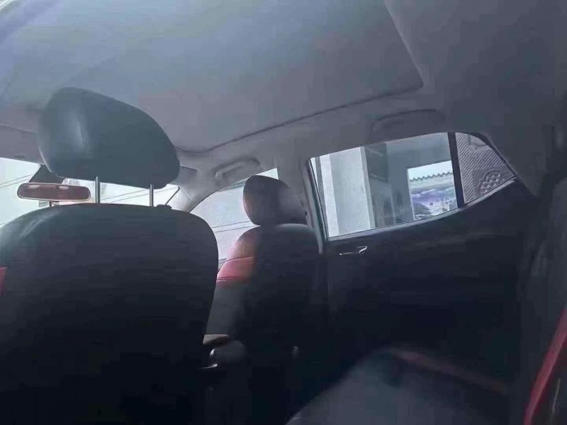 保定17年东南汽车DX36