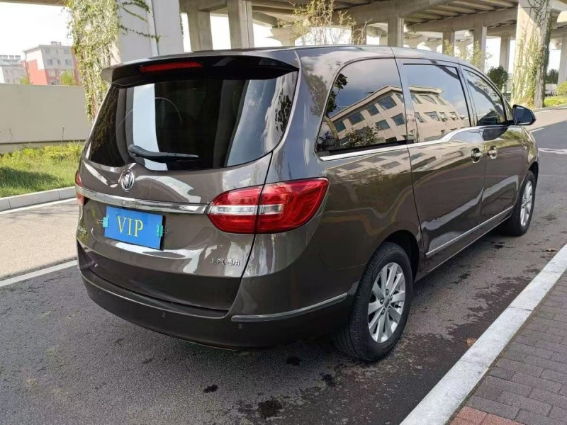 枣庄18年别克GL86