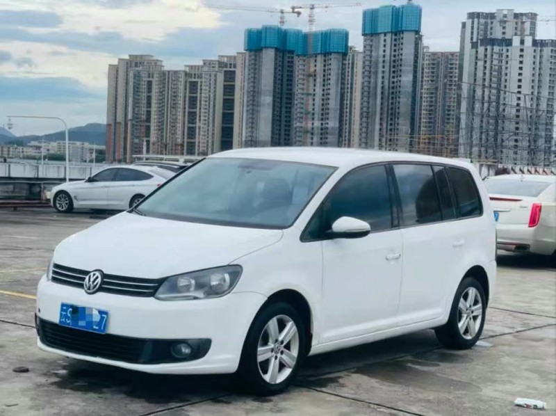 东莞15年大众途安3