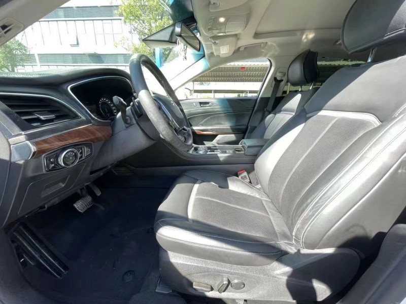 东莞16年福特金牛座6