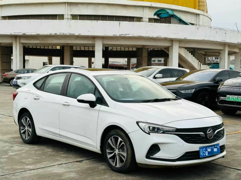 东莞20年别克威朗3