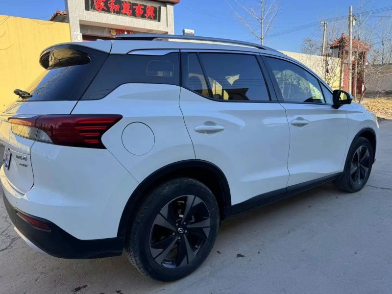 保定23年传祺GS44