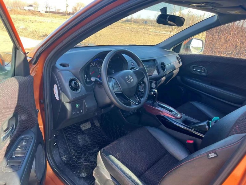 保定17年本田XRV6