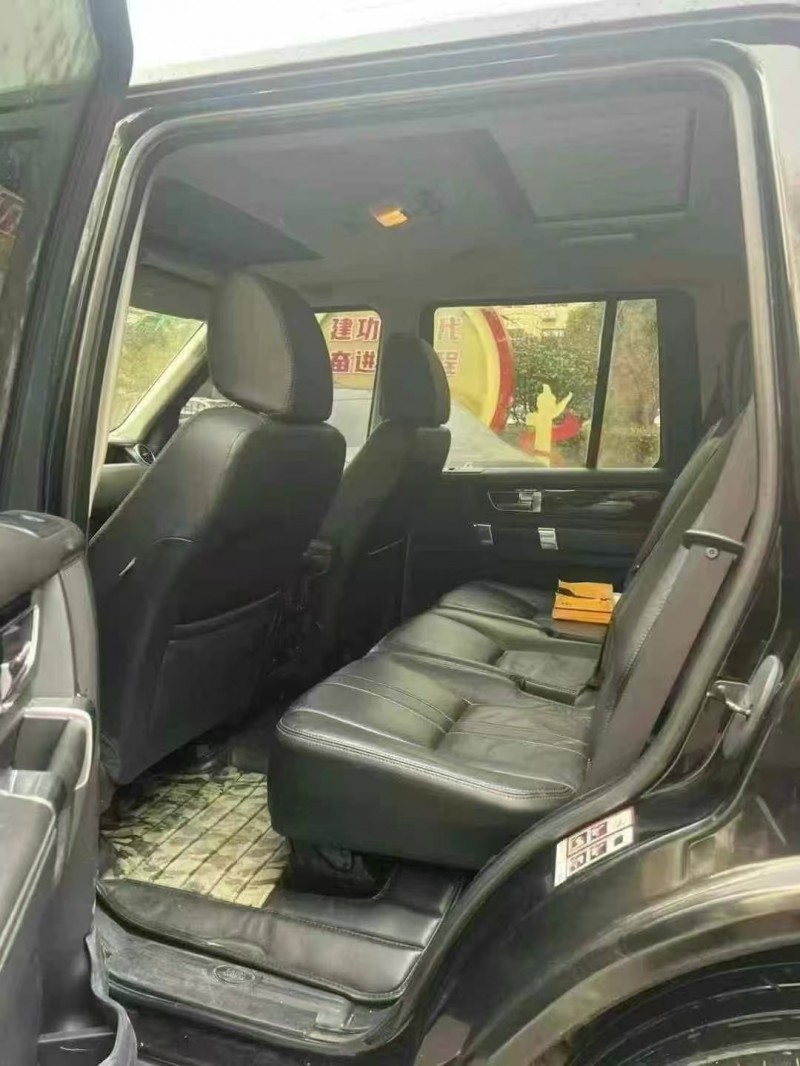 济宁11年路虎发现2