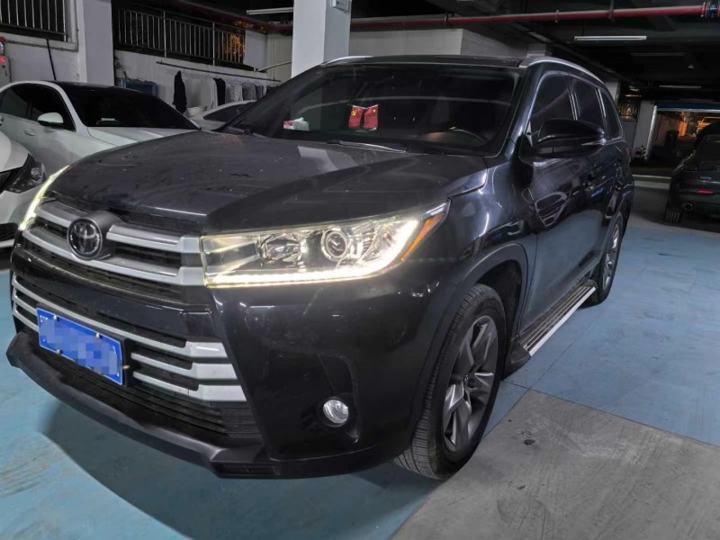 武汉21年丰田汉兰达3