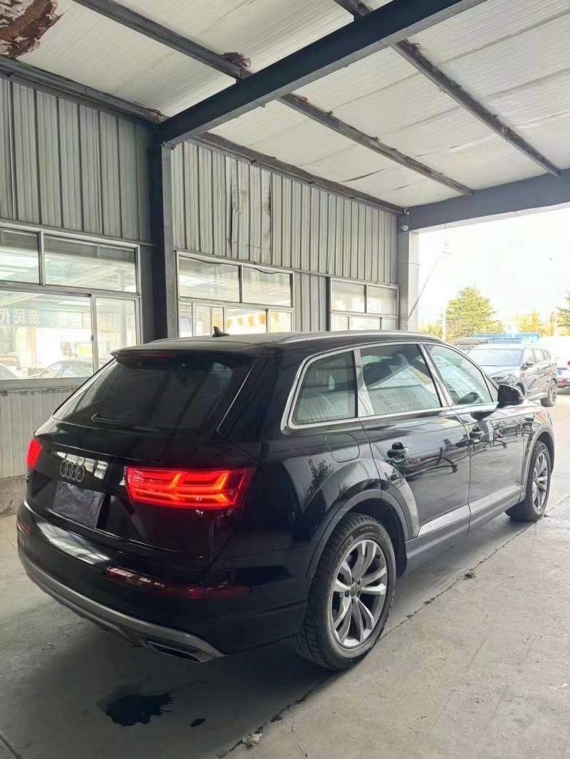 济宁16年奥迪Q74