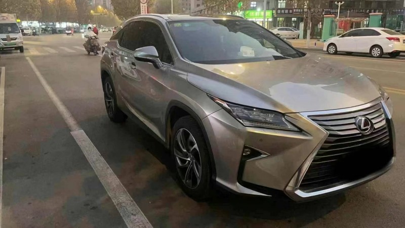 济宁16年雷克萨斯RX5