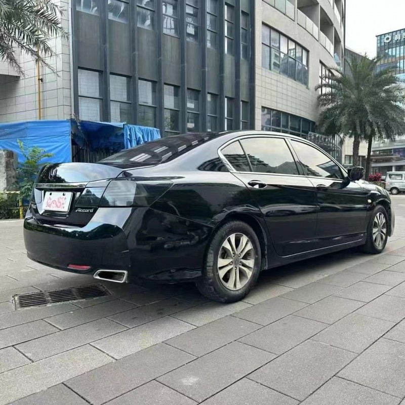 佛山15年本田雅阁8