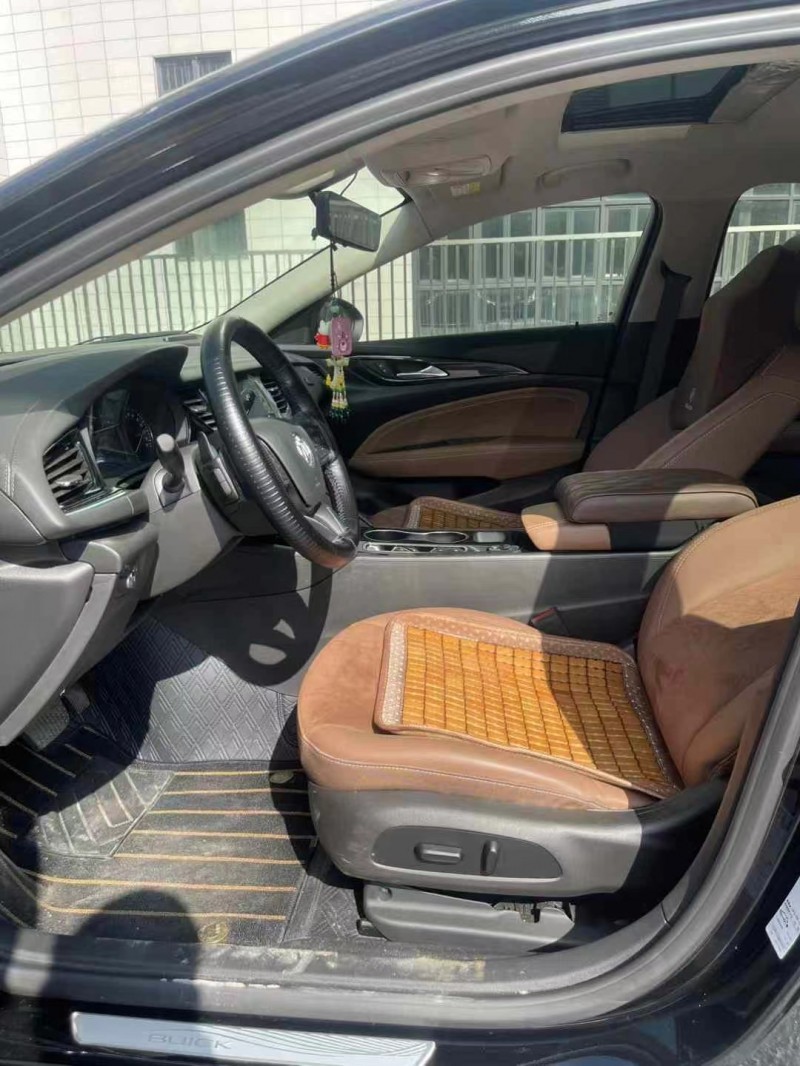 佛山23年别克君威6