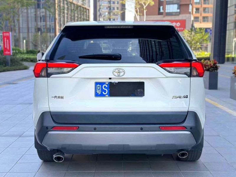 佛山21年丰田RAV4荣放4