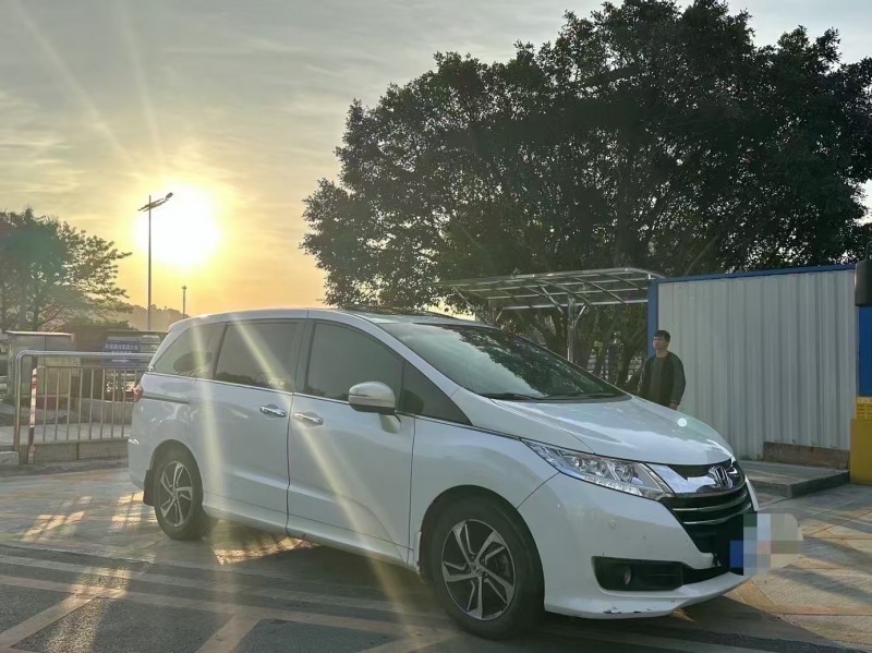 广州16年本田奥德赛2