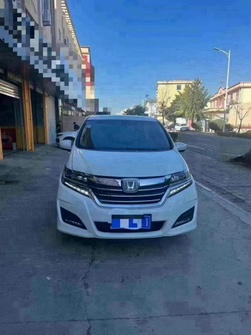 青岛19年本田艾力绅1