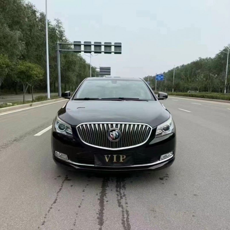 枣庄15年别克君越1