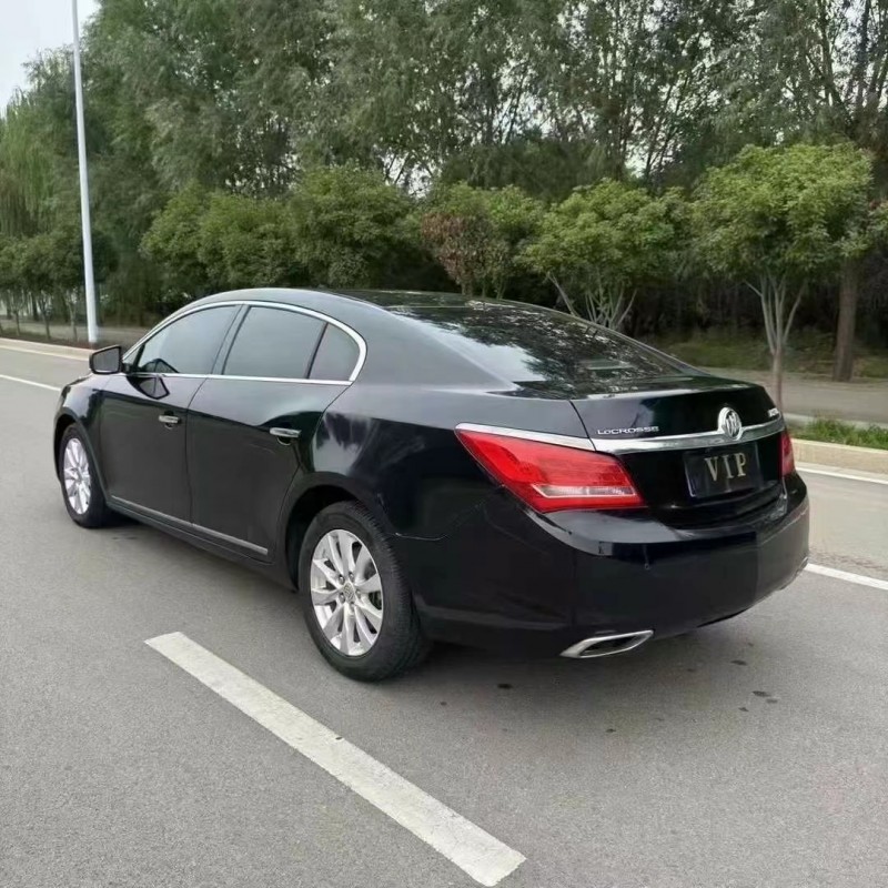 枣庄15年别克君越7