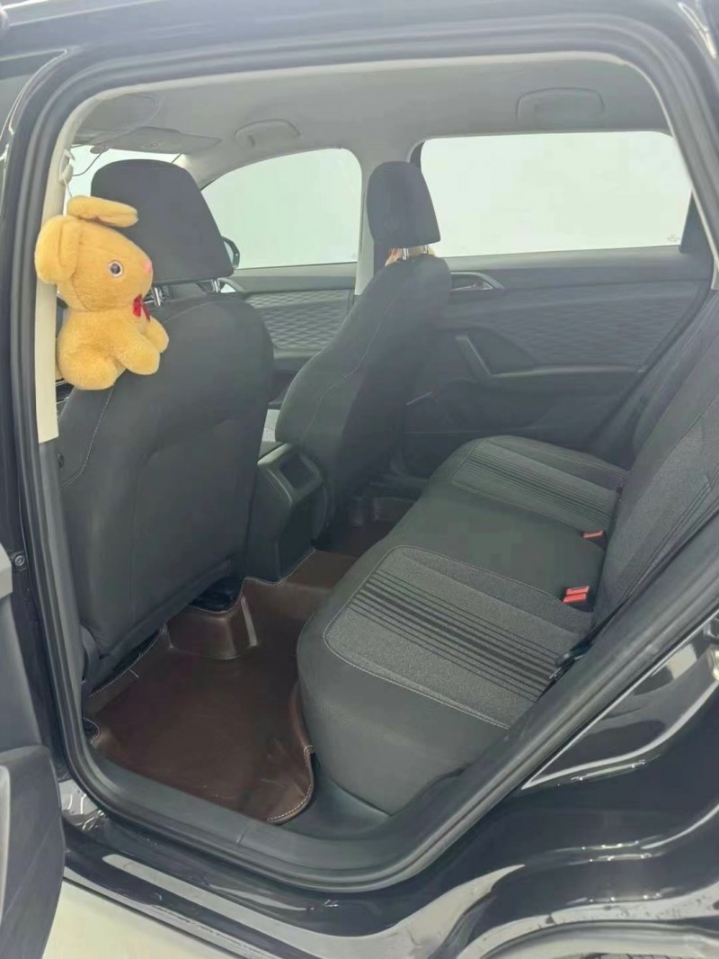 保定22年大众途岳7