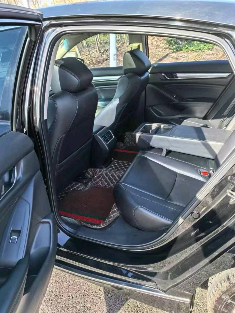 徐州21年本田雅阁5