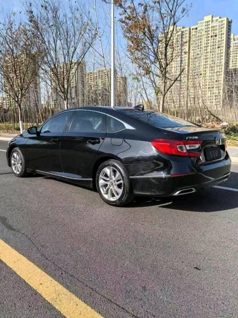 徐州21年本田雅阁6