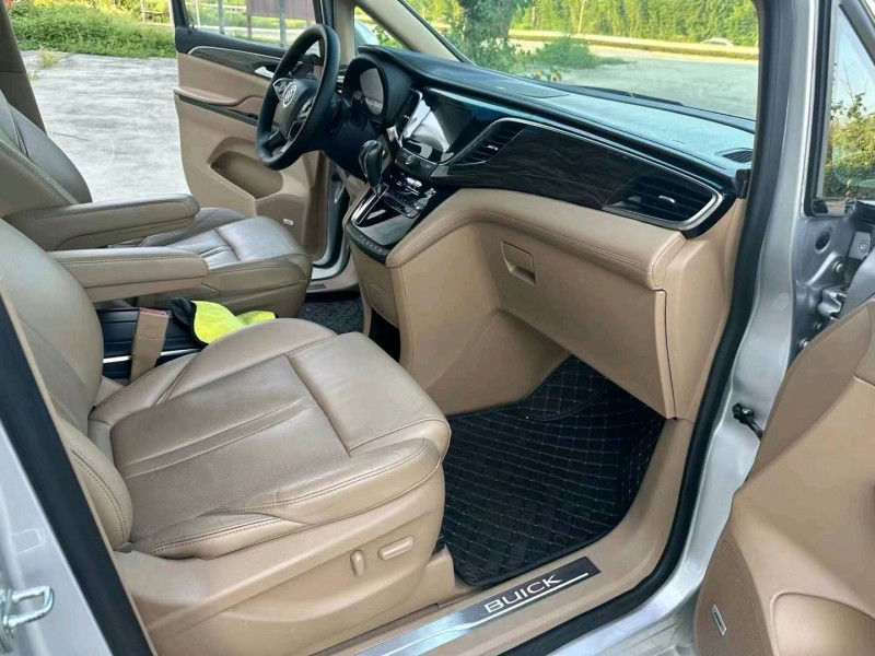 徐州17年别克GL84