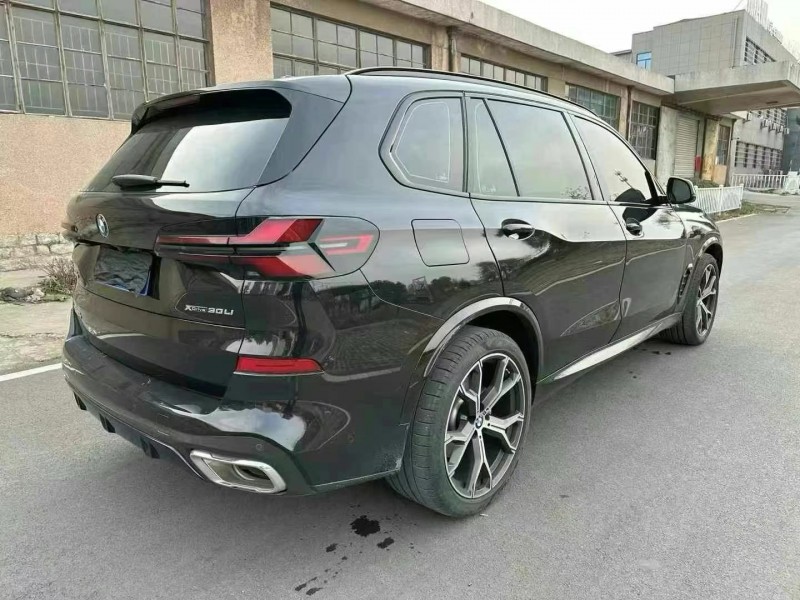 济宁23年宝马X54