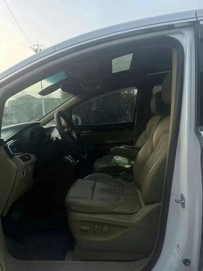 枣庄17年别克GL83