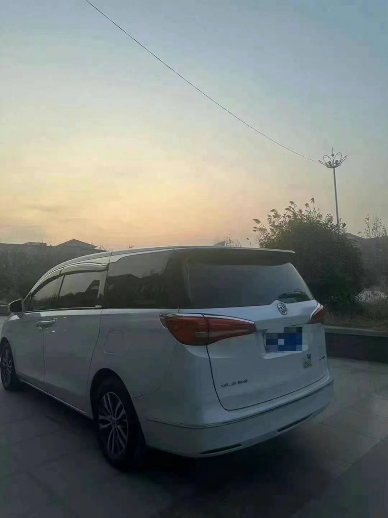 枣庄17年别克GL86