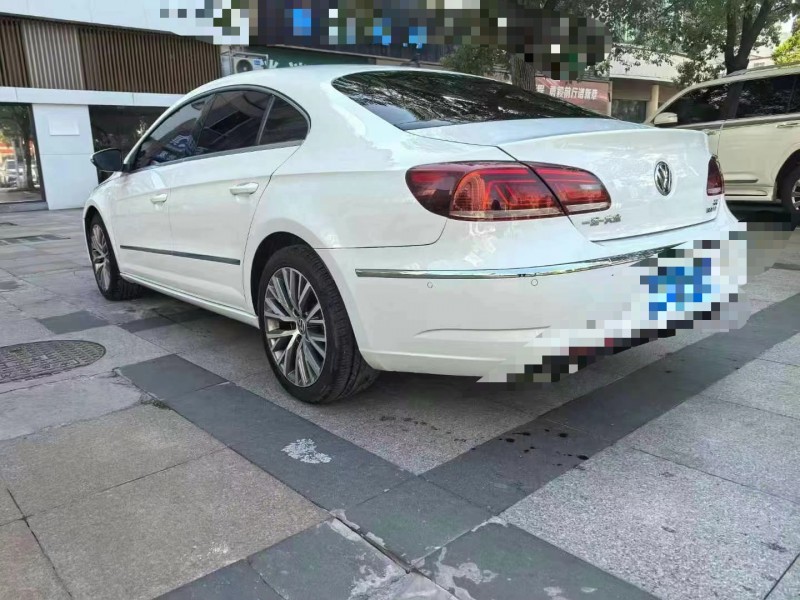 济宁17年大众CC8