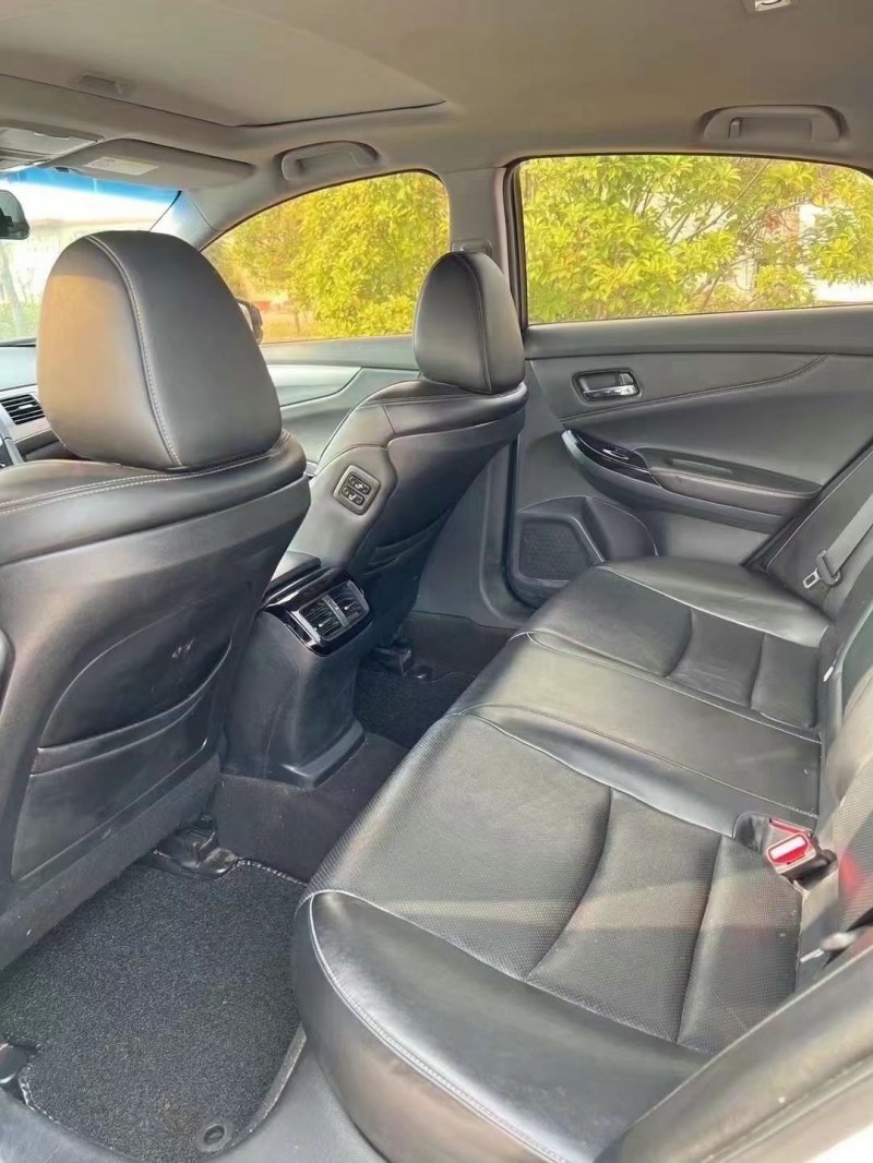 枣庄17年本田思铂睿5