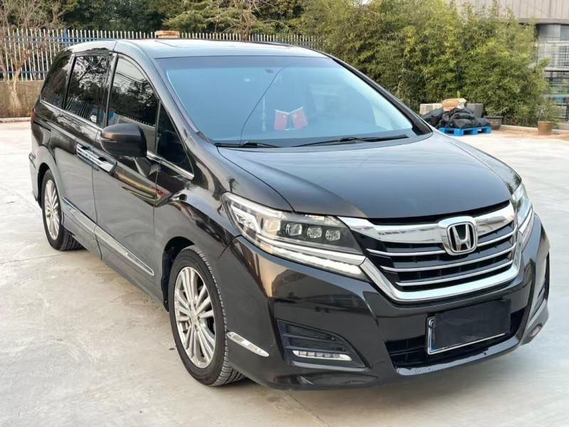 徐州16年本田艾力绅2