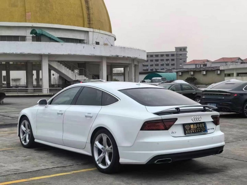东莞16年奥迪A7L8
