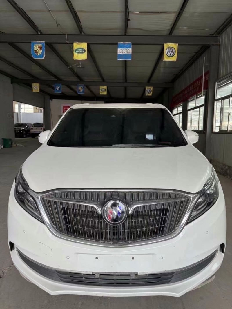 济宁19年别克GL81