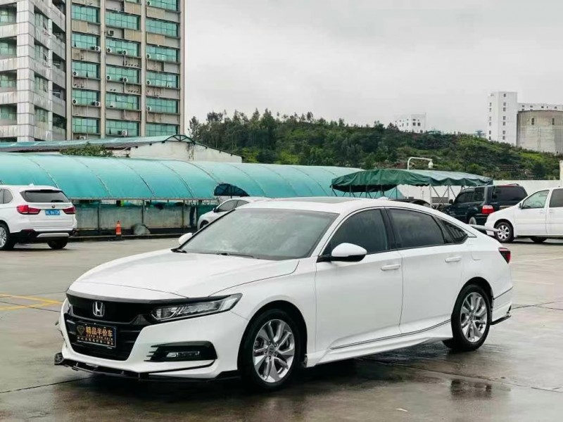 东莞21年本田雅阁2