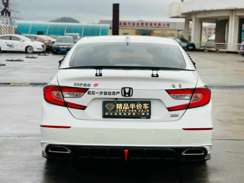 东莞21年本田雅阁9