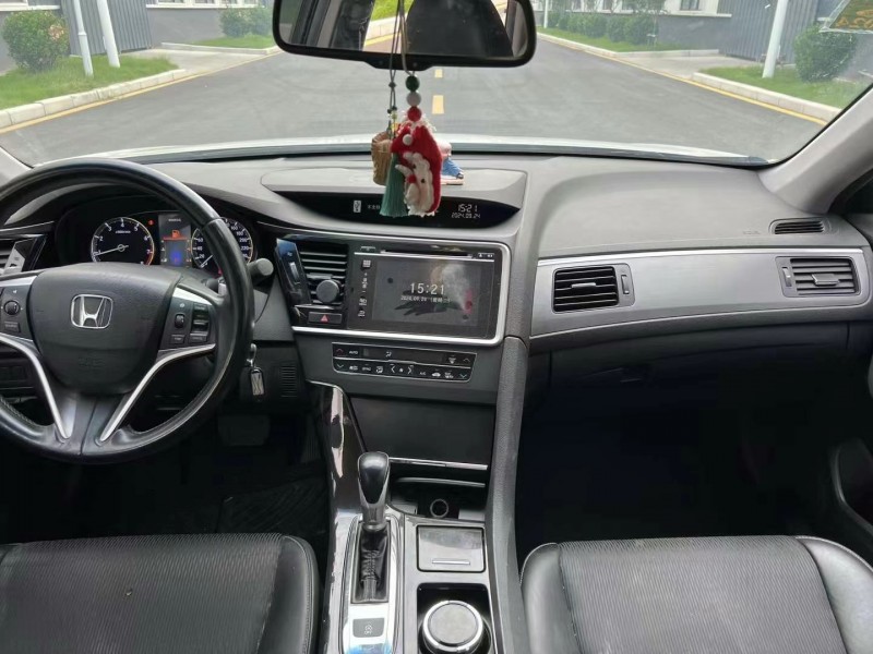 徐州16年本田思铂睿5