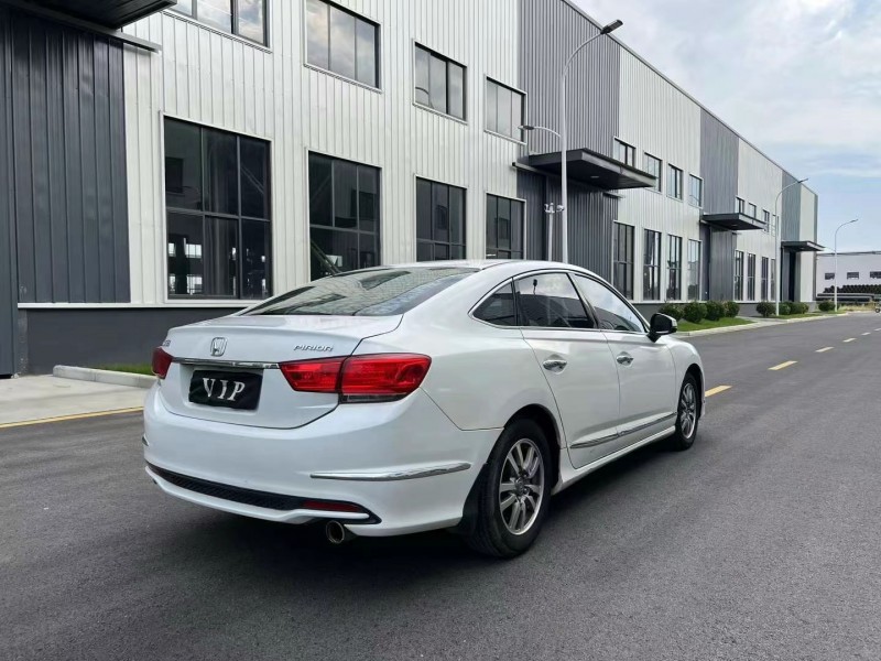 徐州16年本田思铂睿7